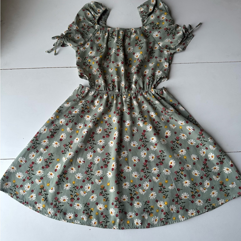 Jenna & Jessie USA Girls Size 10 Sage Green Floral Daisy Cut-Out Dress Cottage